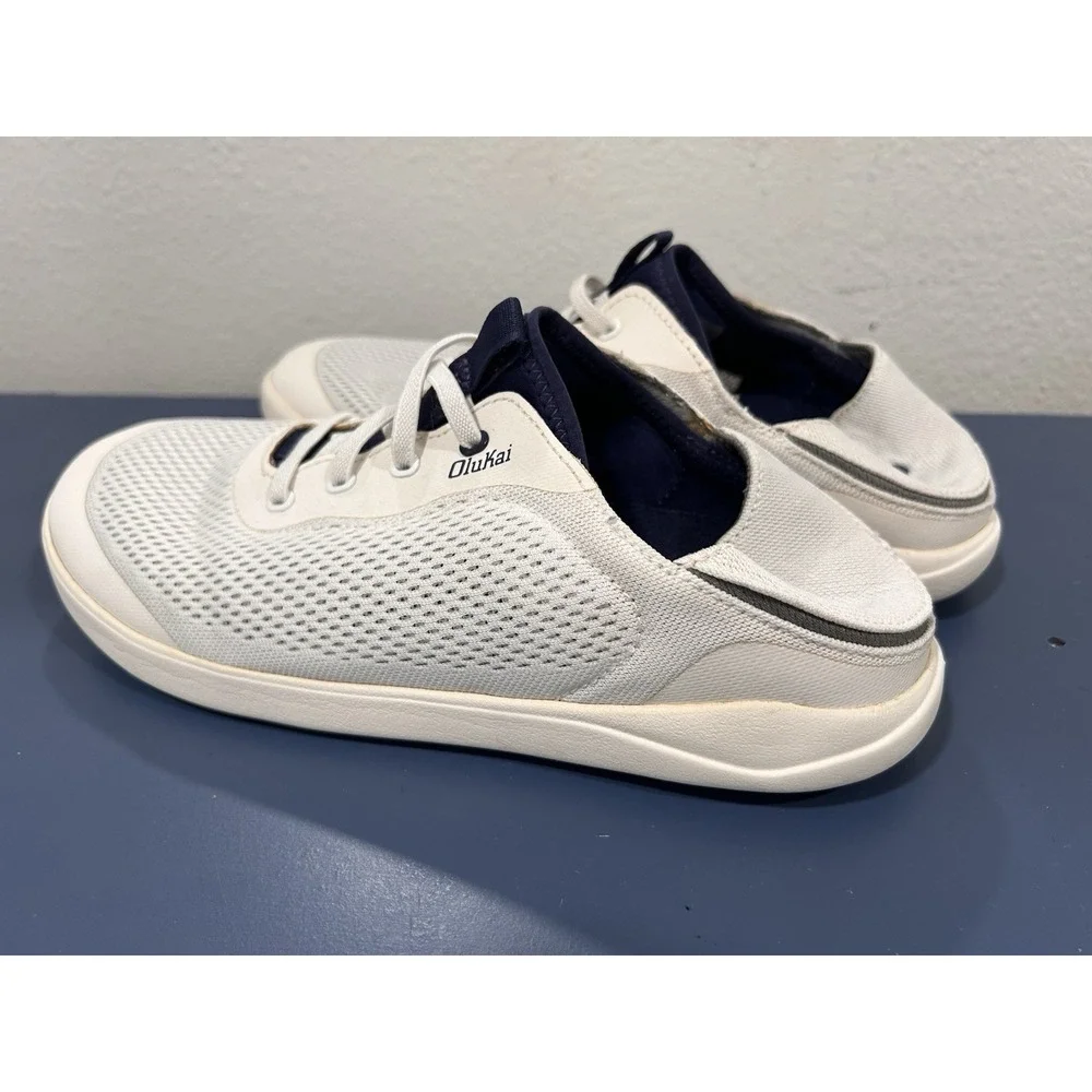 OluKai Moku Pae White Mesh Boat Shoes Sneakers Mens 9 See pics Fold Drop In Heel